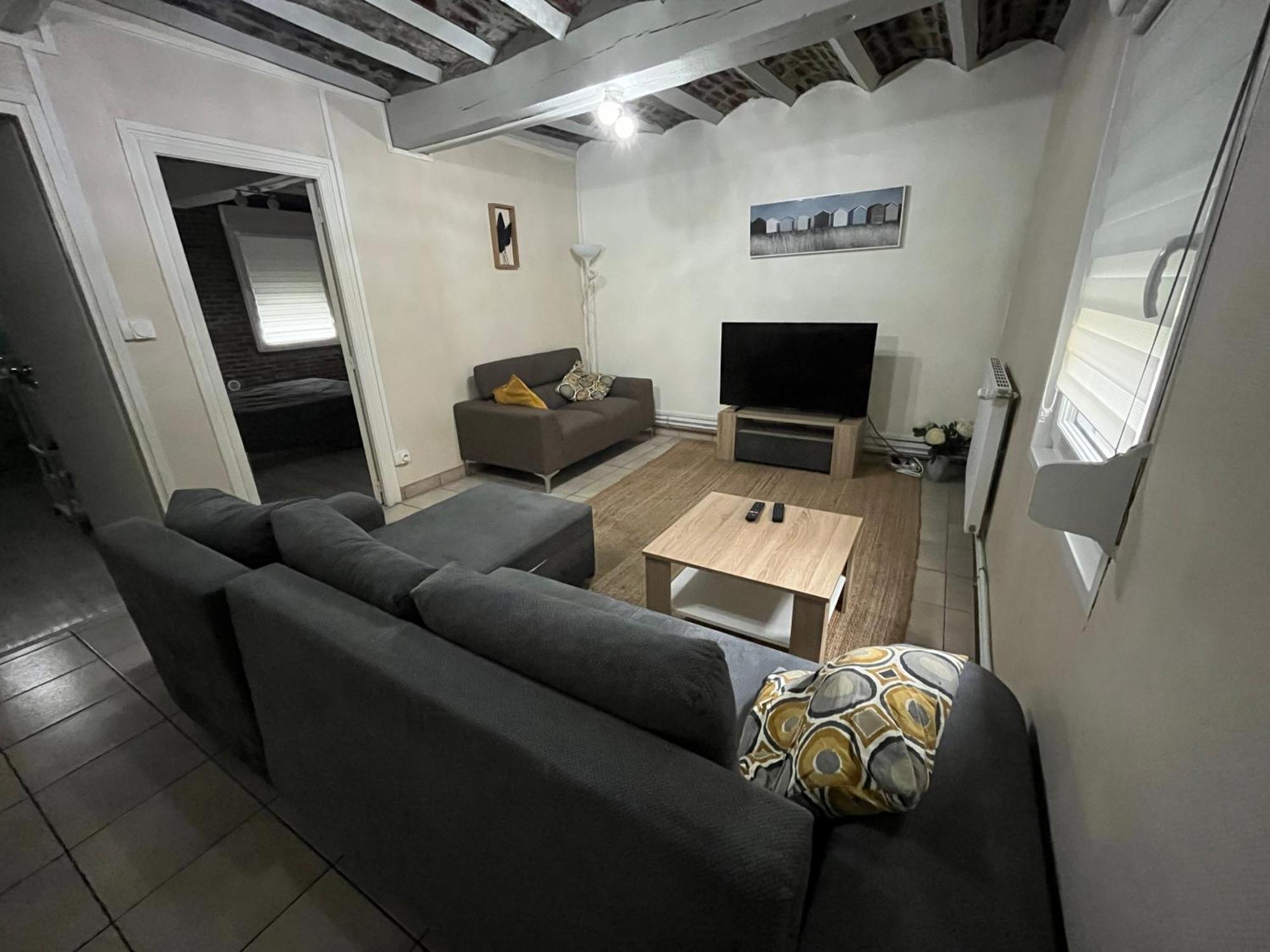 Appartement De Charme 40M2 Proche Centre Hospitalier Valenciennes Kültér fotó